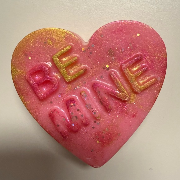 Natural Goat Milk Heart Shaped Bar Soap bundle - Picture 10 of 15